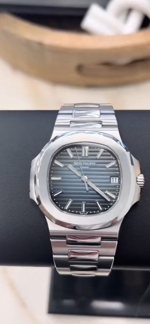 PATEK PHILIPPE GENEVE ARTIFACT STYLE