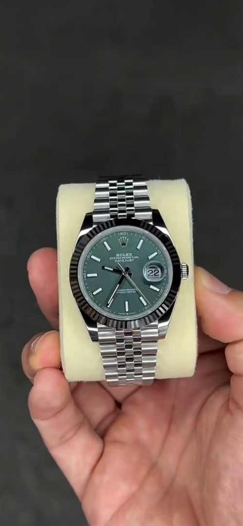 ROLEX DATEJUST MINT SIGNATURE STYLE