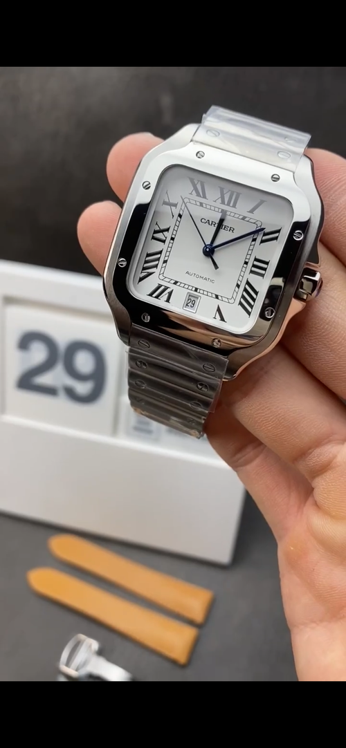 CARTIER SANTOS HERITAGE STYLE